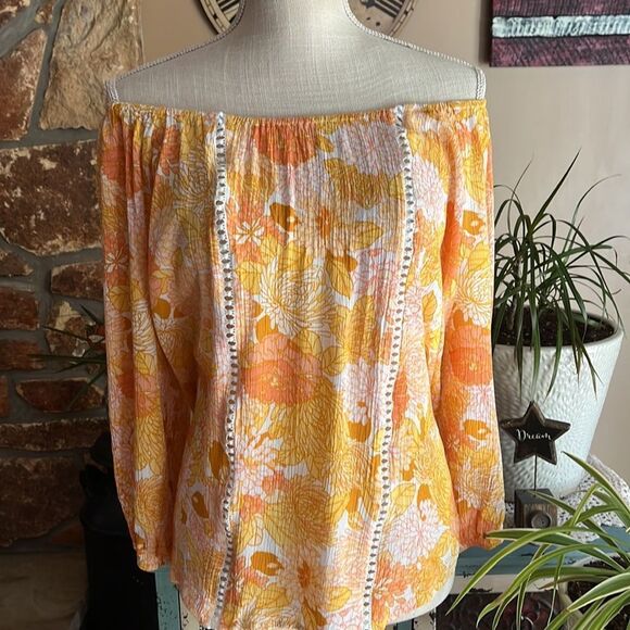 Adrienne Vittadini Orange and Yellow Floral Three-Quarter Sleeves Top Size 2X - Picture 2 of 13